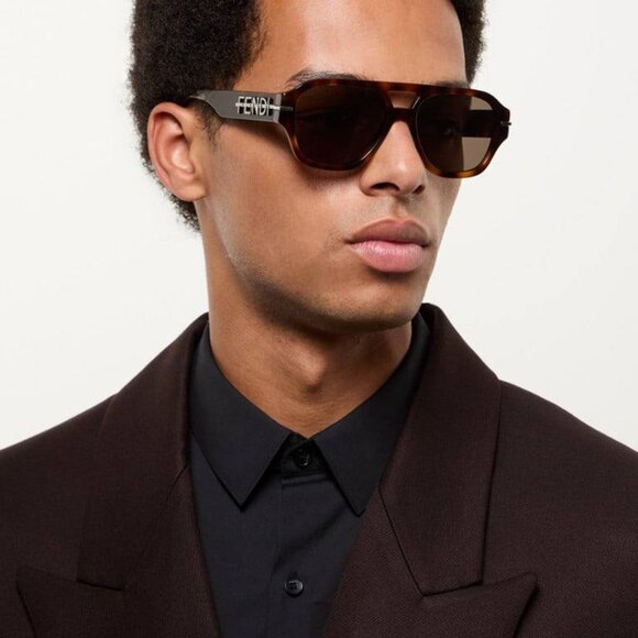 Final Price! Fendi FE40130F 55N Sunglasses - Picture 3 of 10